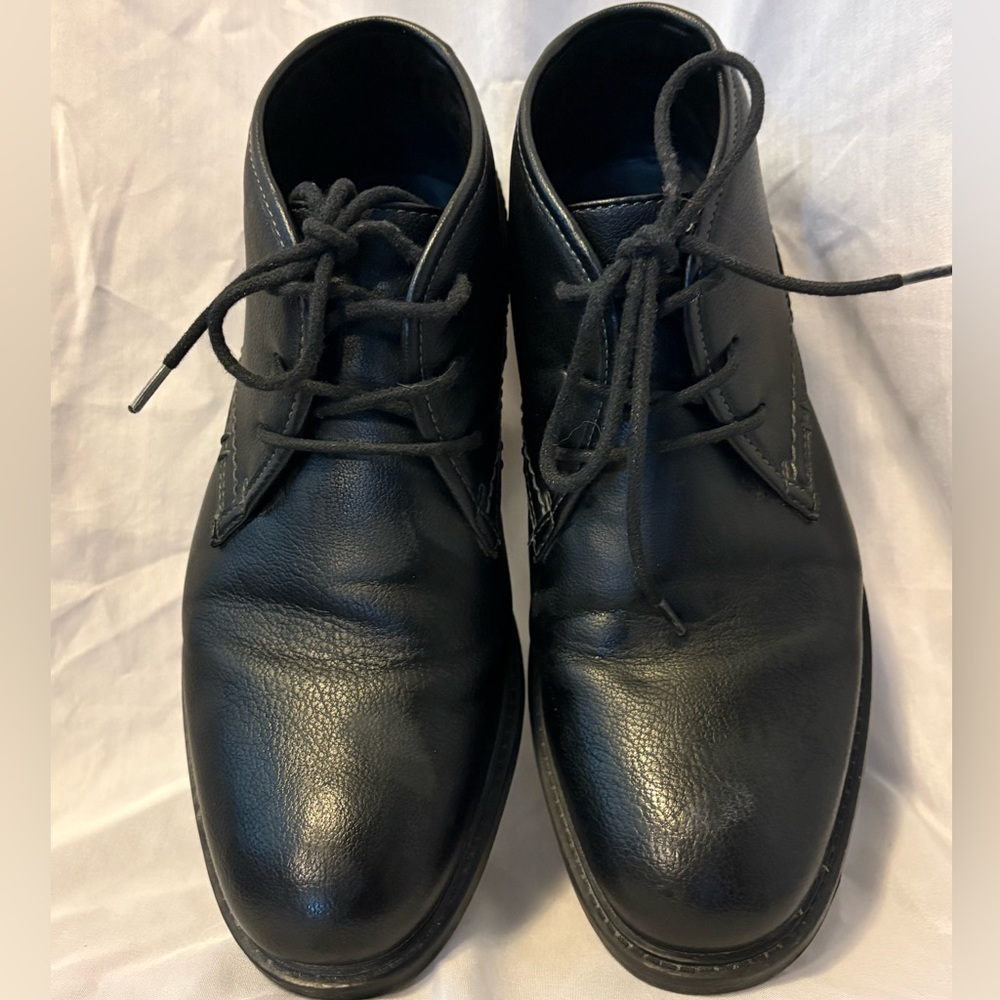 Classic Men's Black Leather Lace-Up Dress Boots
